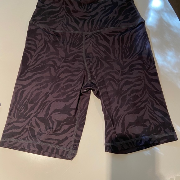 Spiritual gangster workout outfit - Picture 5 of 8